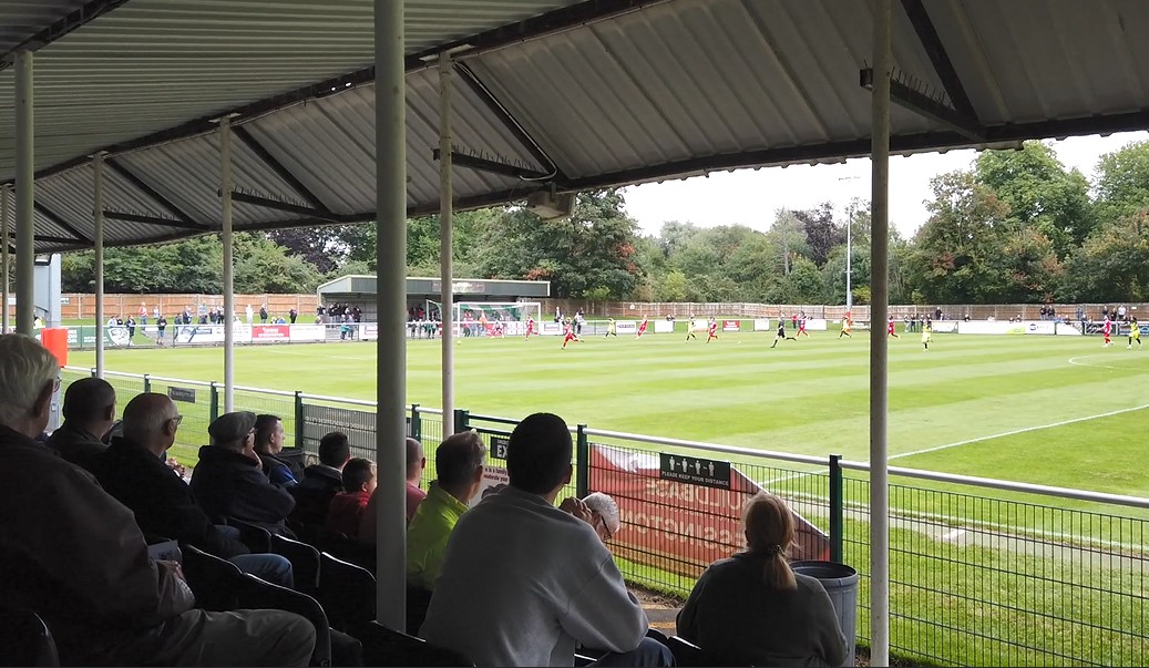 Leatherhead v Stanway Rovers