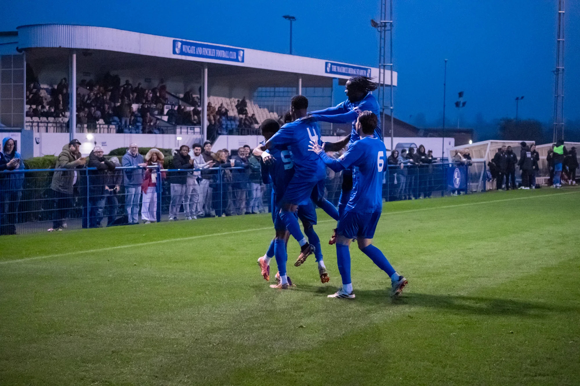 Wingate & Finchley v Burgess Hill Town