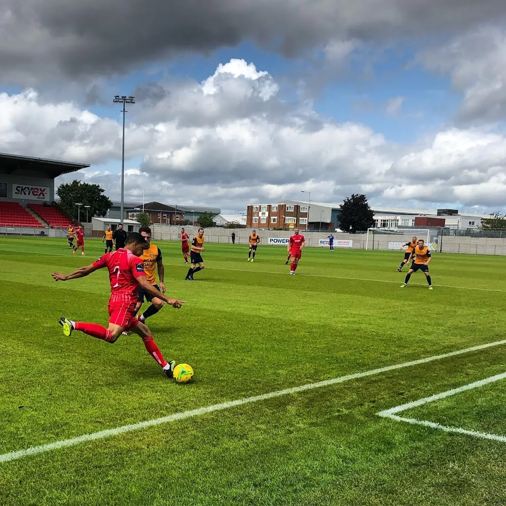 Hayes & Yeading United v Cobham