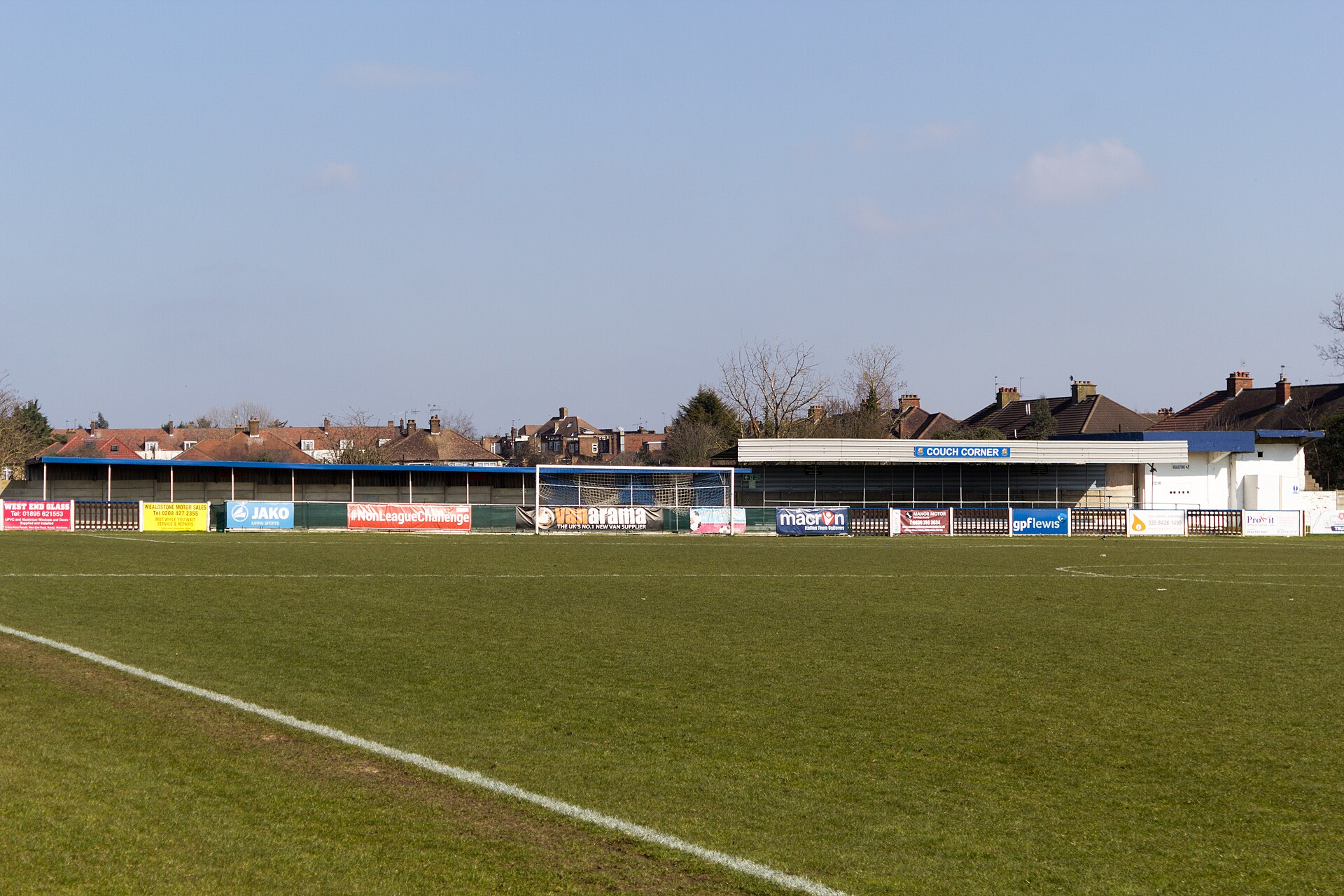 Wealdstone v Southend United